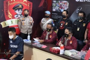 Tersangka Pembunuhan, AE (32). Kasus Pembunuhan Srindito.