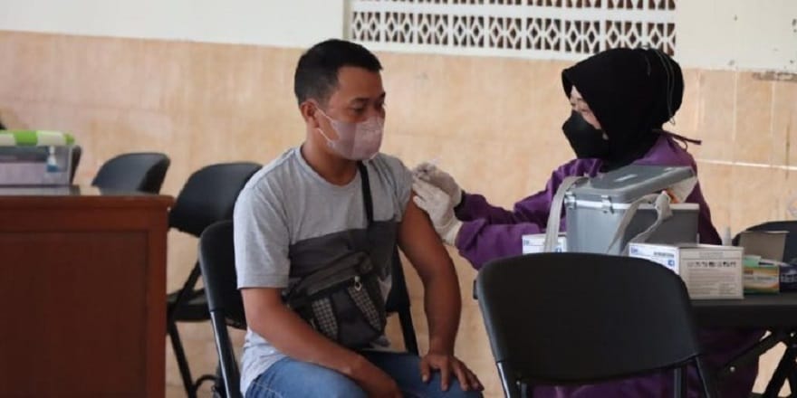 Gerai Vaksin Polres Karanganyar